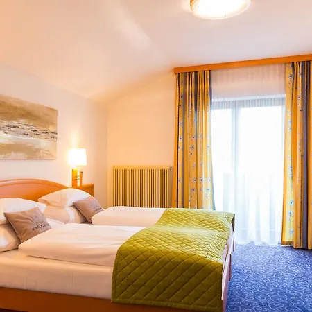 Der Trattner - Schocklblick Hotel