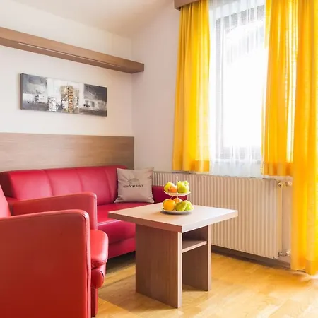 Hotel Der Trattner - Schocklblick