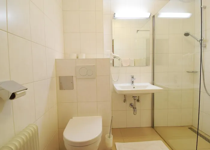 Hotel Der Trattner - Schocklblick 3*